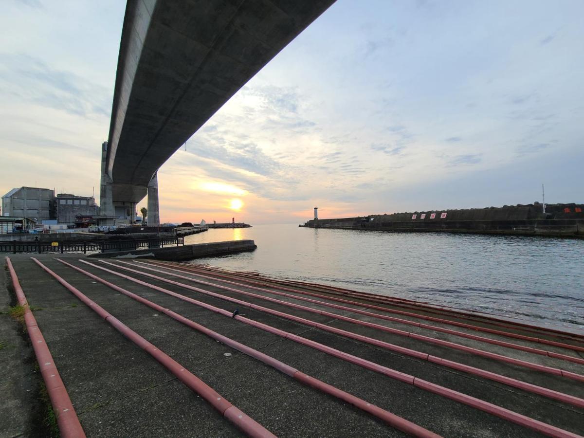 Hayakawa&2Rooms&48M2&5-6Pplmax&Best Location&Well Designed 早川駅徒歩2分 釣り場まで徒歩1分 グループ滞在可能なワーケーション最適プレイス Odawara Zewnętrze zdjęcie